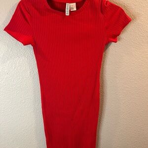 H&M Divided Scarlet T-Shirt Dress